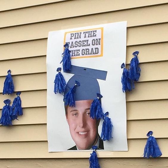 Pin the tassel on the grad game.