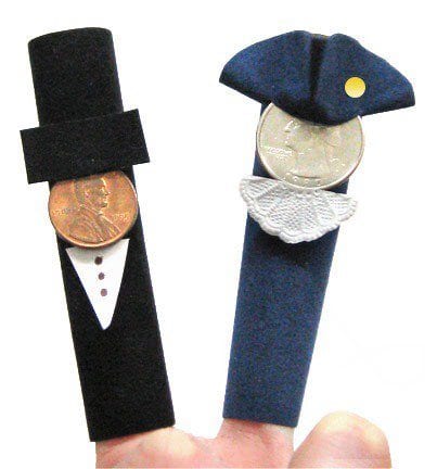George Washington and Thomas Jefferson finger  puppets are made from construction paper with coins as faces